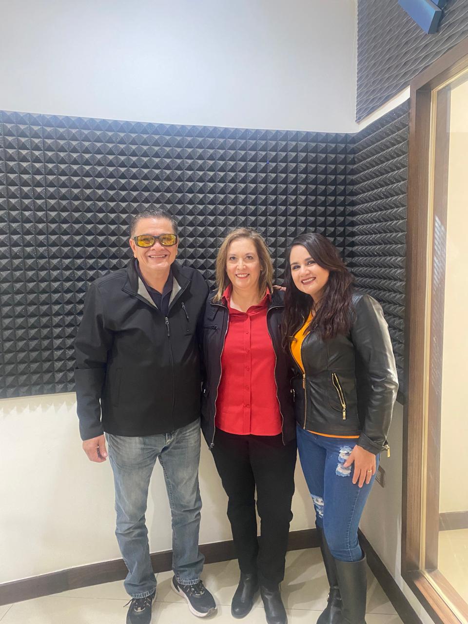 Al encuentro con lectores